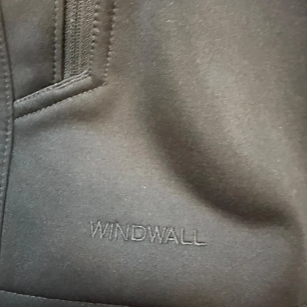 The North Face WindWall Softshell Vest Men’s XL‎ – Black